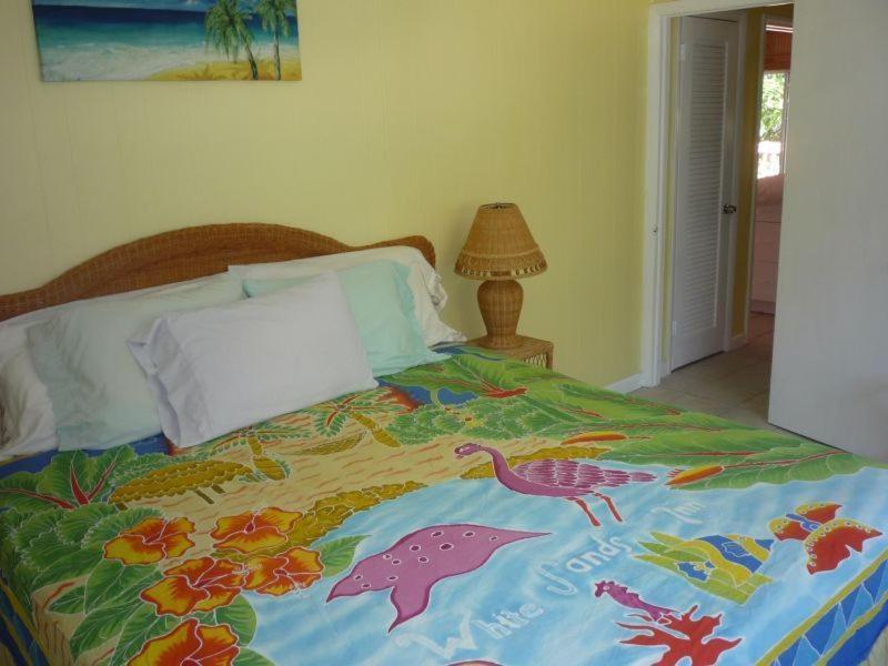 White Sands Inn Маратон Екстер'єр фото