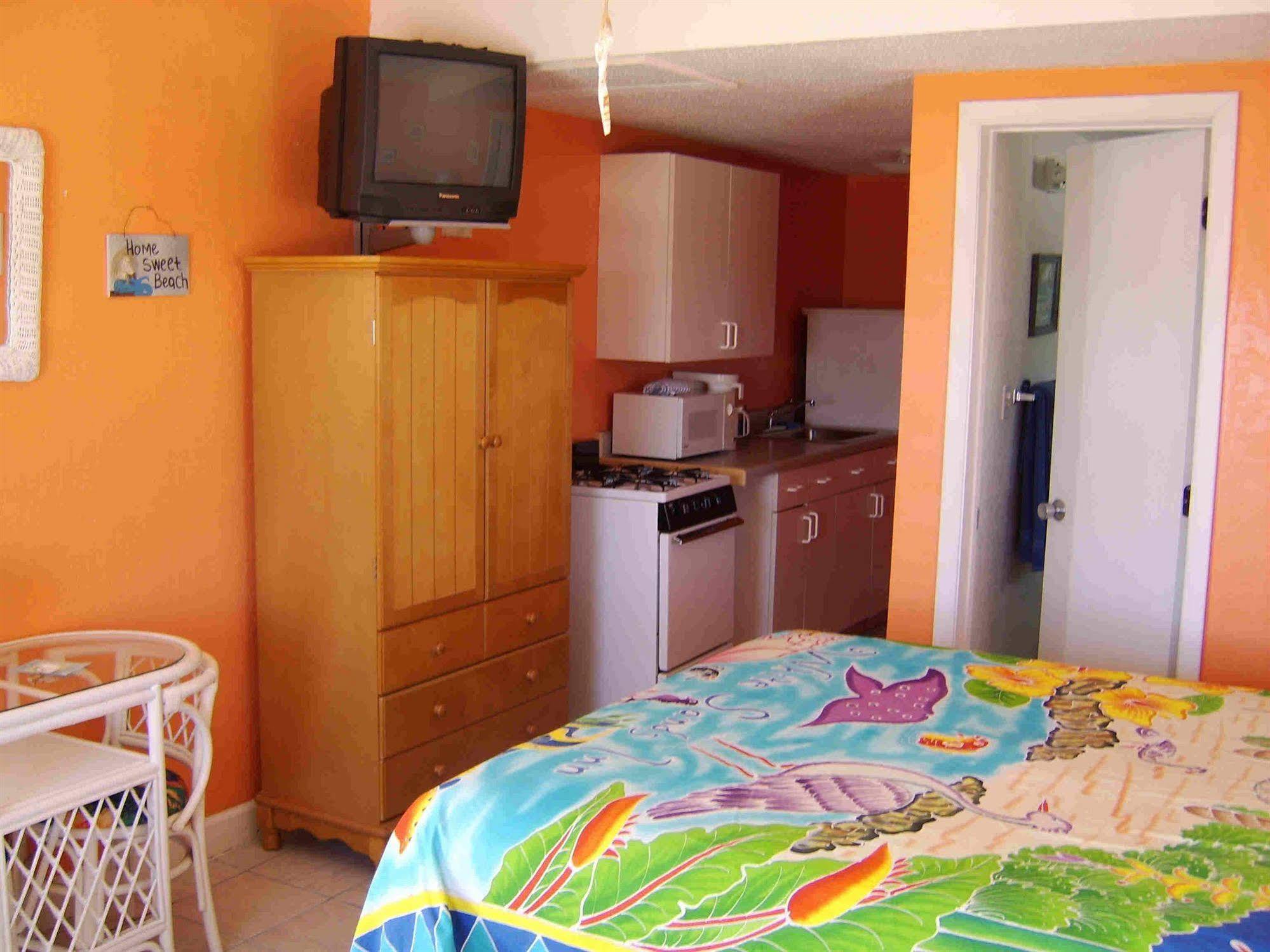 White Sands Inn Маратон Екстер'єр фото